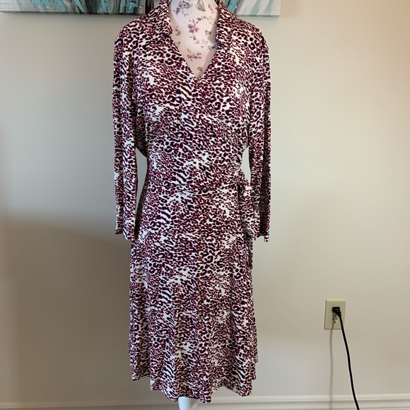 Tommy Hilfiger leopard print wrap dress. - Picture 2 of 6